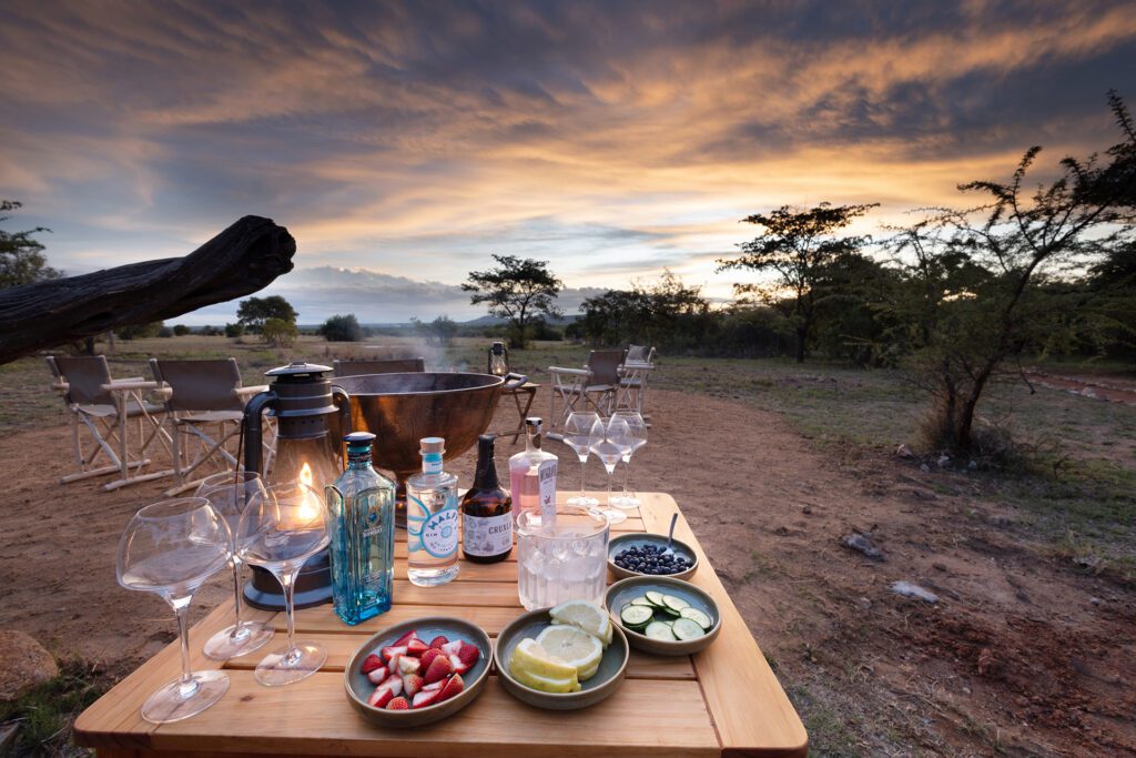 kwafubesi tented safari camp drinks setup 2 kwafubesi tented safari camp drinks setup 2