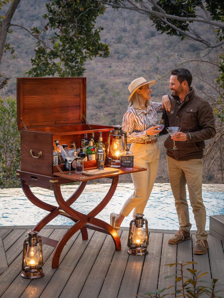 Clifftop Exclusive Safari Hideaway cocktail sundonwers Clifftop Exclusive Safari Hideaway cocktail sundonwers